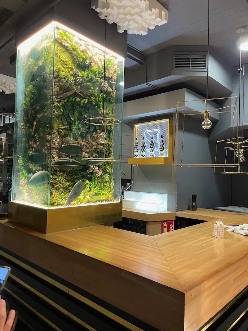 bar